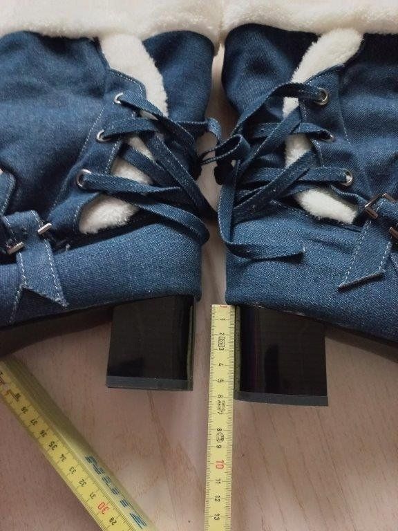 Scarpe da donna: Winterstiefel mit Blockabsatz Jeanslook Grösse 45 – Nuovo (secondo la descrizione) da Pfäffikon / ZH venduto da Pefkadett 5