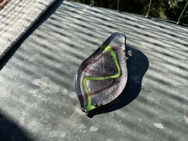 PENDENTIF unique fait mains par amateur