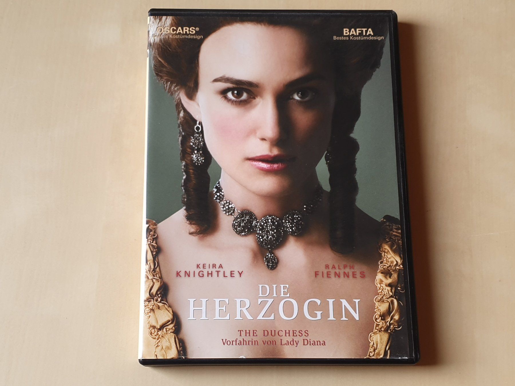 Tous les DVDs: Die Herzogin – D'occasion à Stansstad par collectorsshop