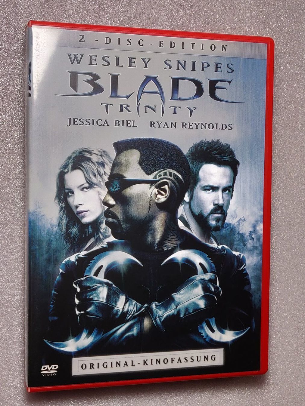 Alle DVDs: Blade 3 / Original Kinofassung / 2 DVD – Gebraucht aus Zollikofen von Blackie