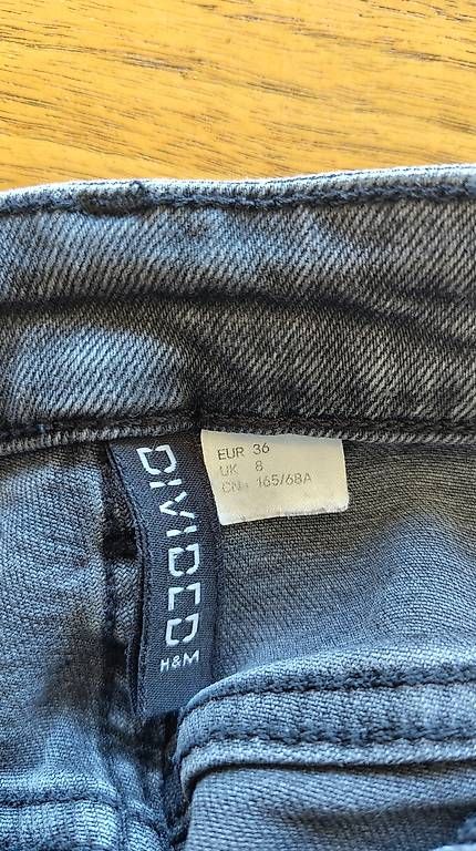 Jeans: Jeans Hose elatrisch Gr. 36 – Gebraucht aus Solothurn von Claudiaf11 3
