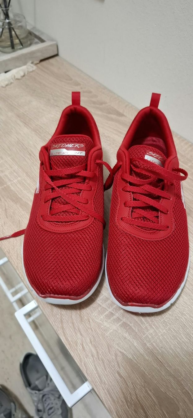 Skechers Damenschuhe: Skechers  – Gebraucht aus Embrach von Musti20 1