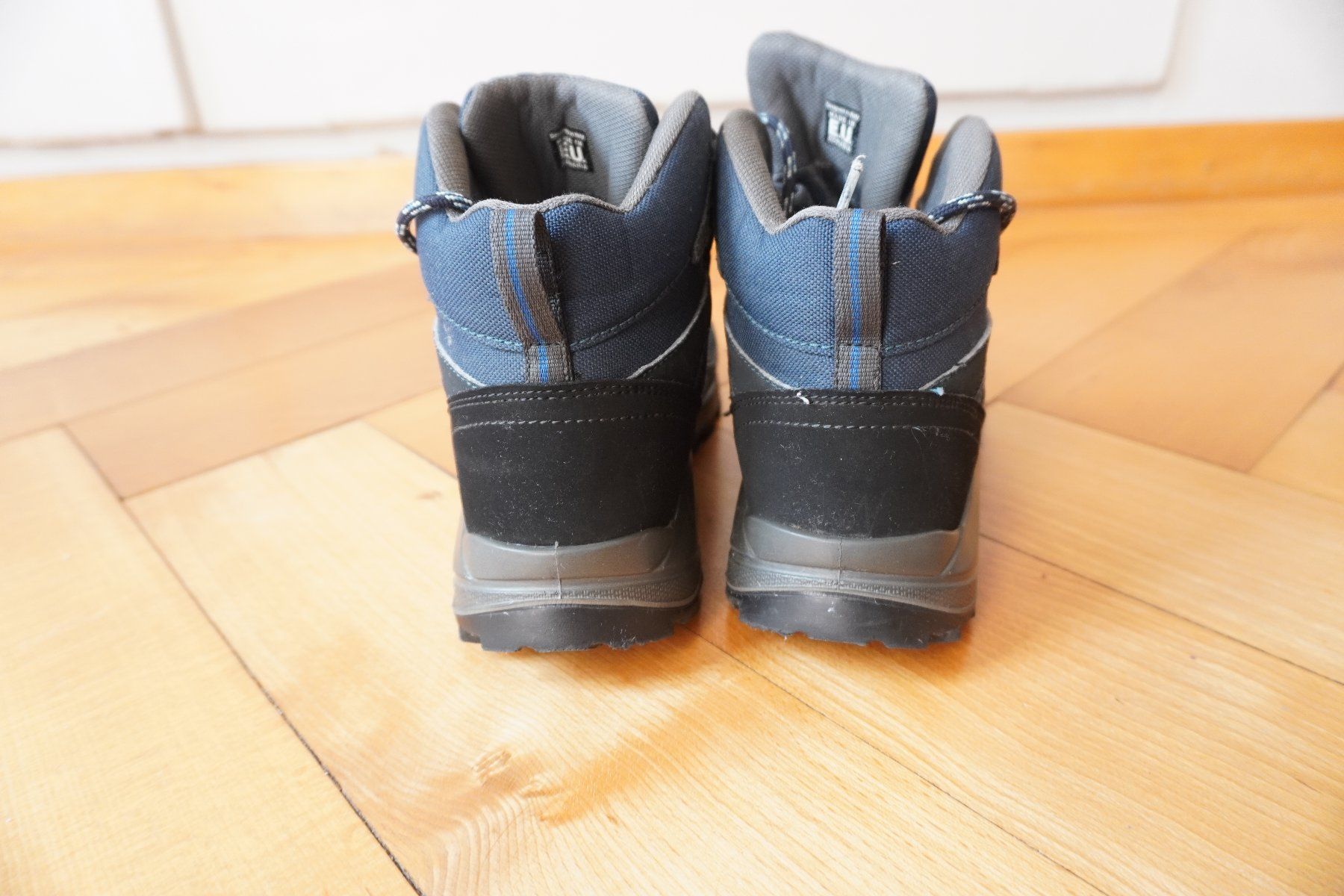 Scarpe da donna: Trekkingschuh Weissenstein Chlus Damen Grösse 40 blau – Usato da Thunstetten venduto da blob87 4