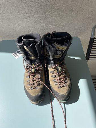 La Sportiva Nepal 45
