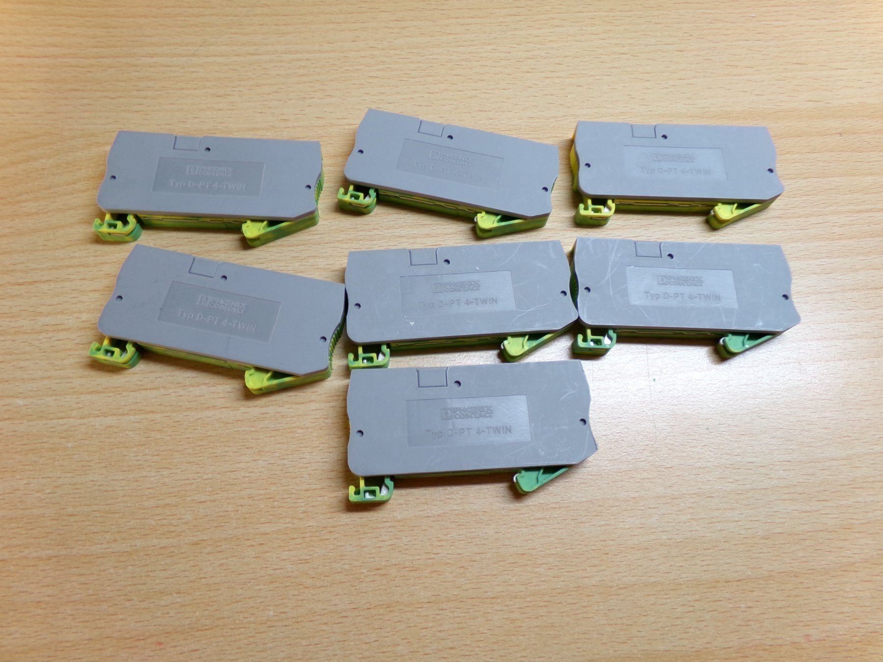 Phoenix Contact Elektronikbauteile: 7 Erdklemmen Phoenix 4mm2 – Gebraucht aus Hombrechtikon von Maloev17 2