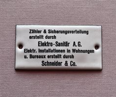 Antikes Emailschild
