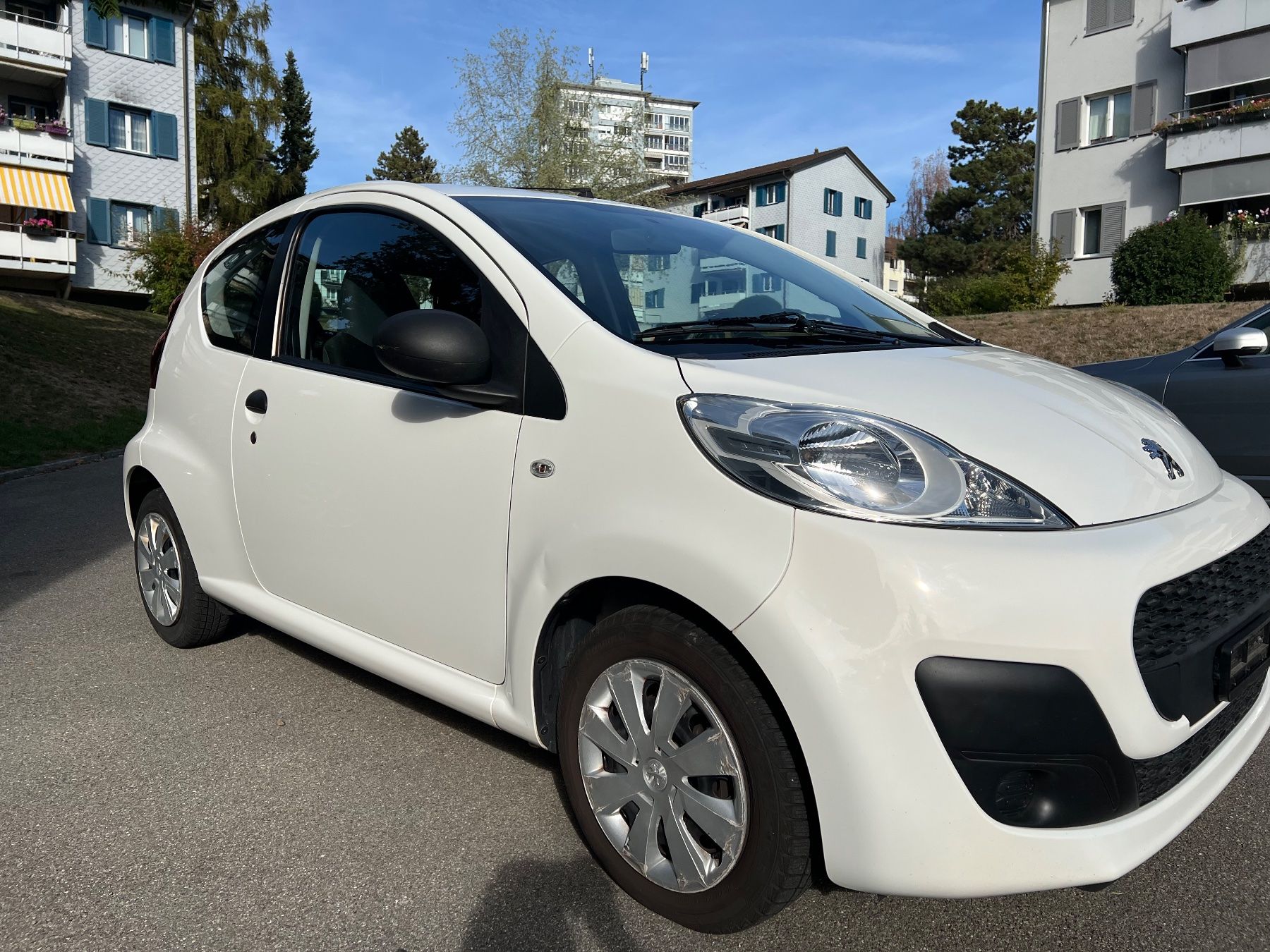Peugeot Automobili: Peugeot 107 – Usato da Oberengstringen venduto da Stettler-Trade 4