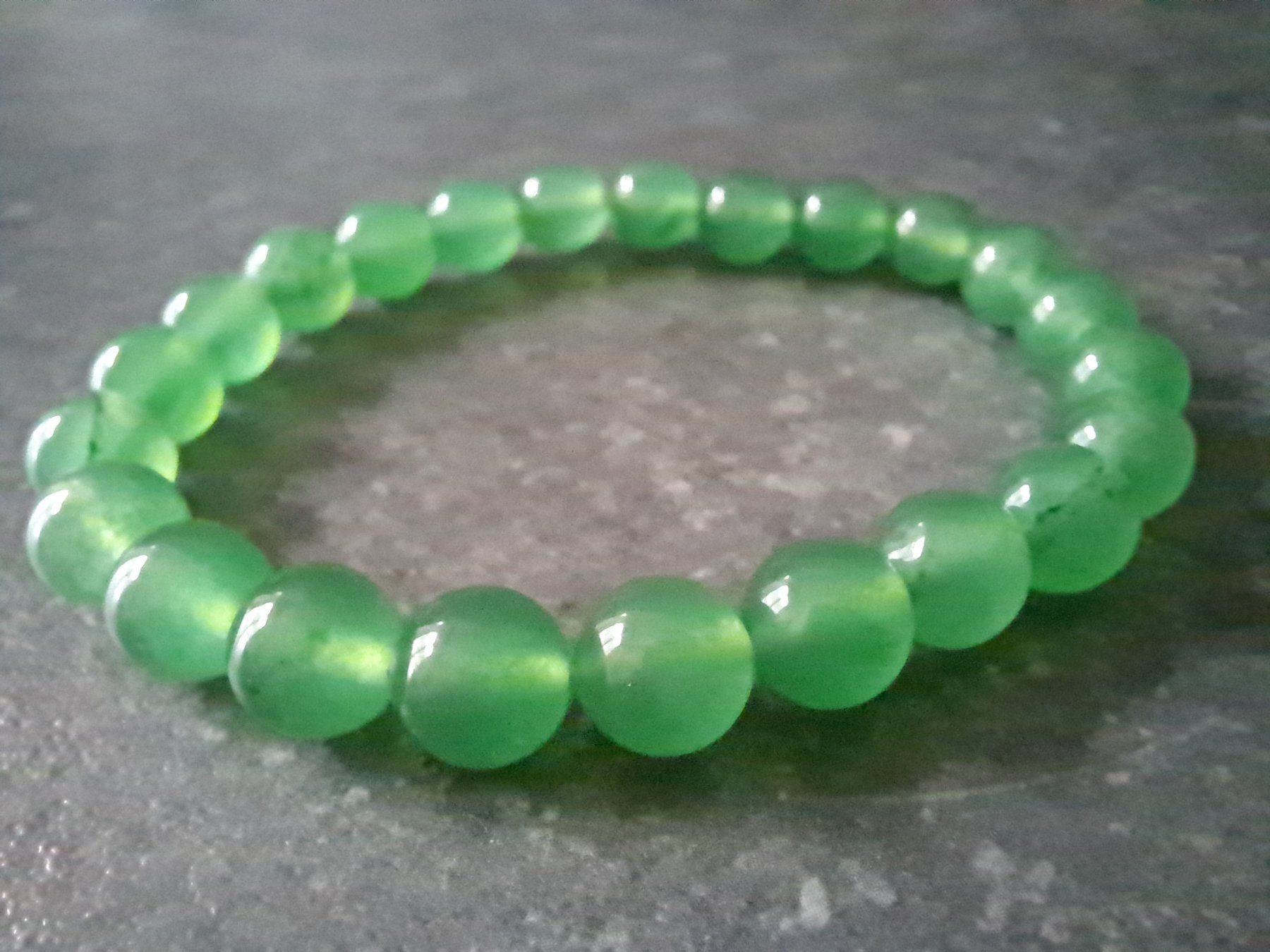 Bracciali & Braccialetti: Bracelet de perles en jade – Nuovo e nell'imballaggio originale da St-Imier venduto da supernova21