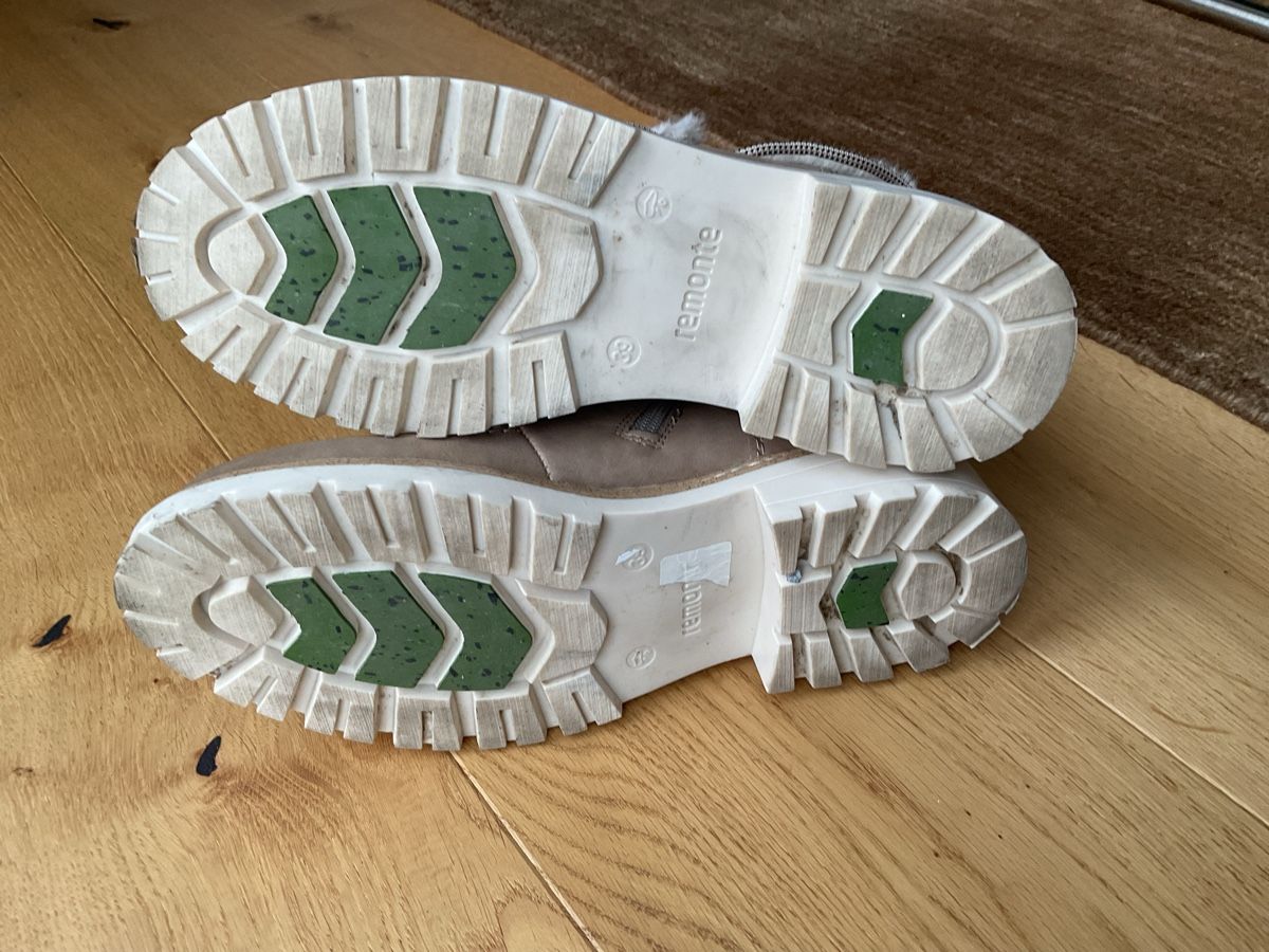 Scarpe da donna: Schöne Winterschuhe Neuwertig – Nuovo (secondo la descrizione) da Frauenfeld venduto da momika 1