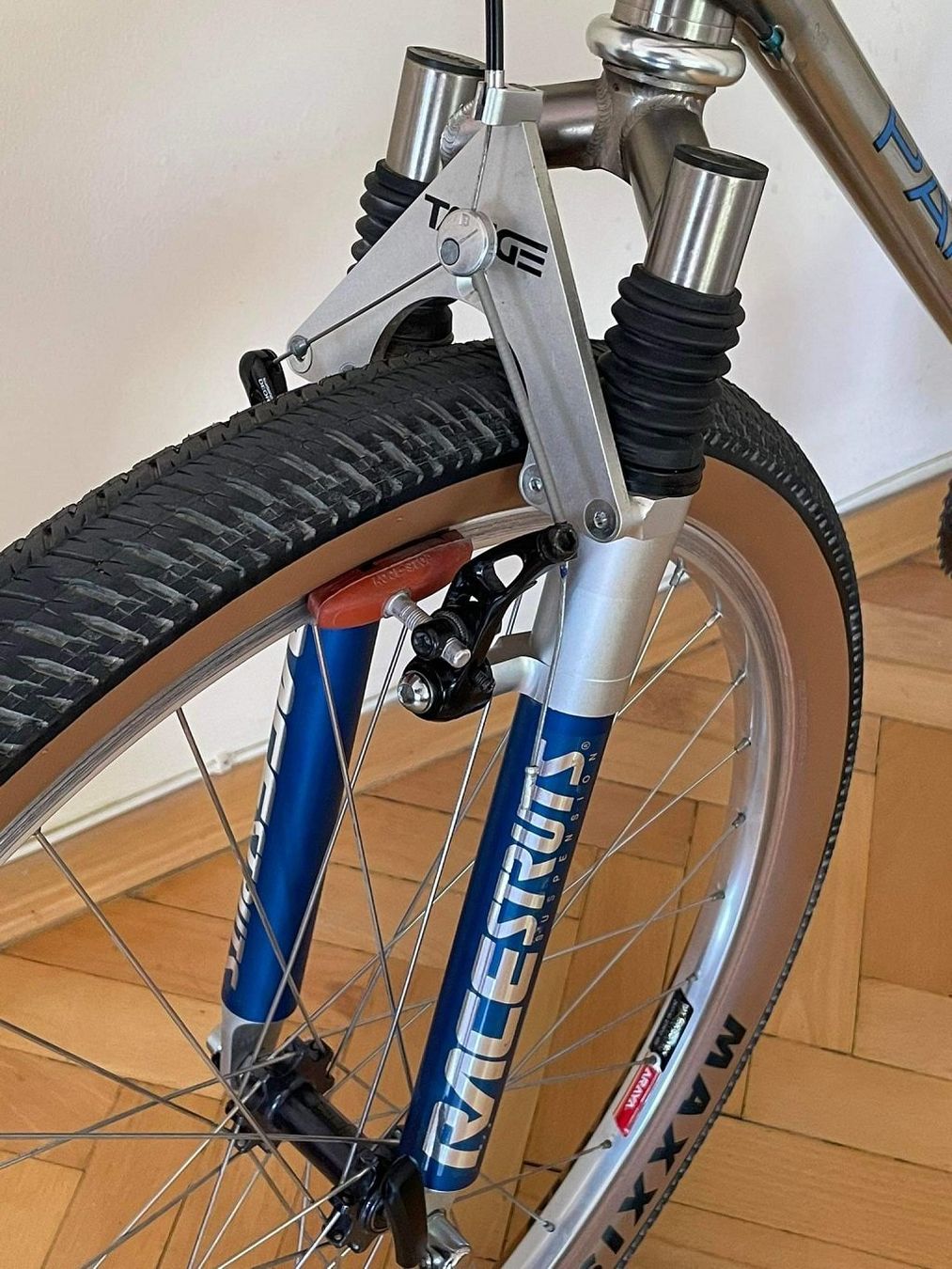 Pezzi di ricambio: TANGE Fork Arch Gabelbrücke cantilever version - classic MTB – Usato da Grenchen venduto da stilvortalent71 6