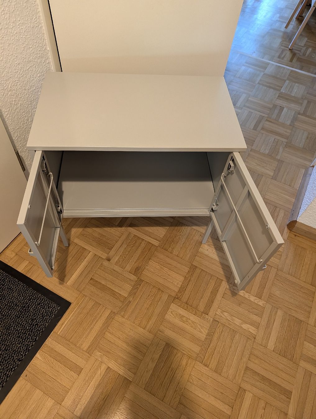 Ikea Scaffali: Metallregale zusammen – Usato da Basel venduto da lis_xs7z 3
