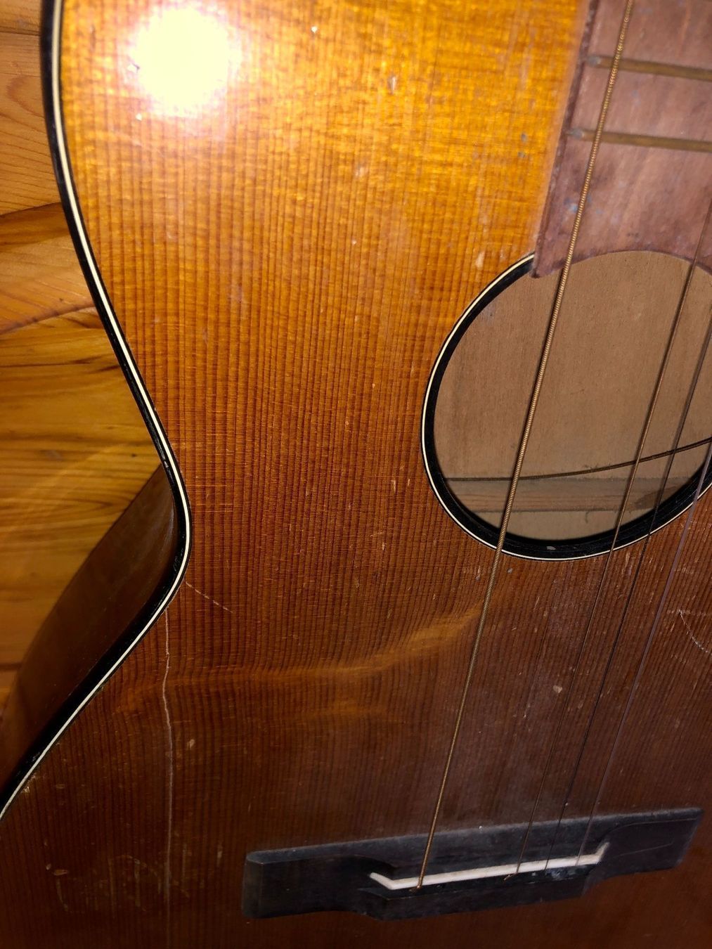 Strumenti musicali: Gitarre – Usato da Schlieren venduto da Flower5 3