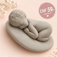 Skulptur schlafendes Baby Steinoptik