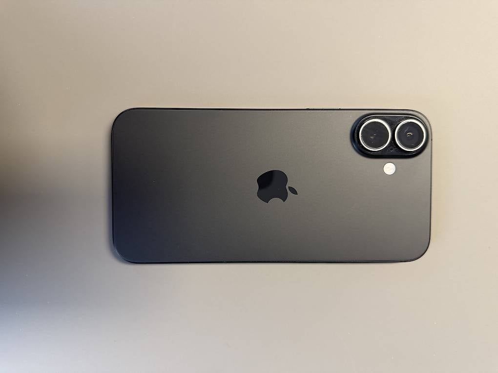 Telefoni cellulari / Smartphones: IPHONE 16plus - 128 GB – Usato da Pazzallo venduto da Simo_Betto