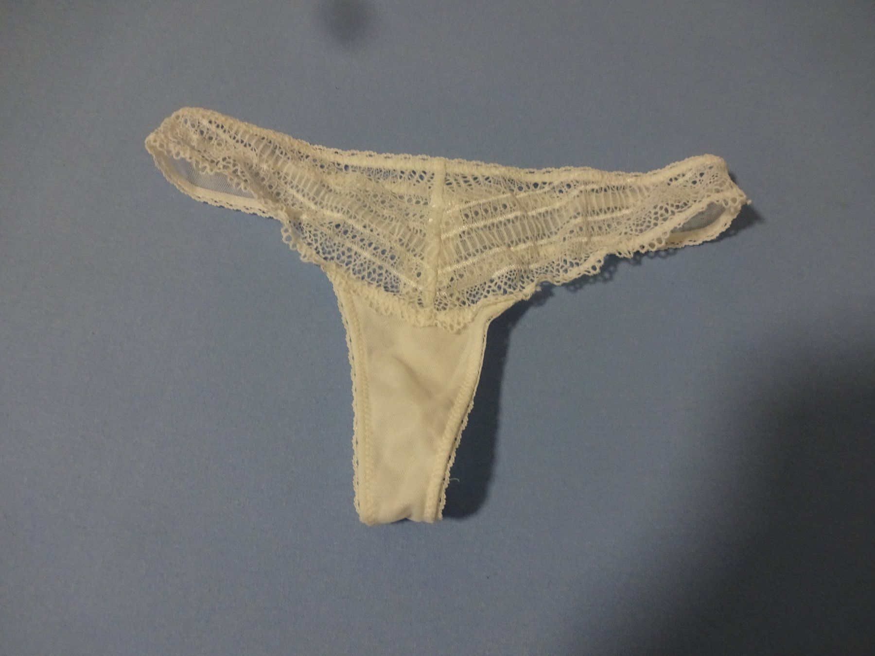 Sonstige Unterwäsche: Schöner String/Tanga – Neu (gemäss Beschreibung) aus Rothrist von Mistery1