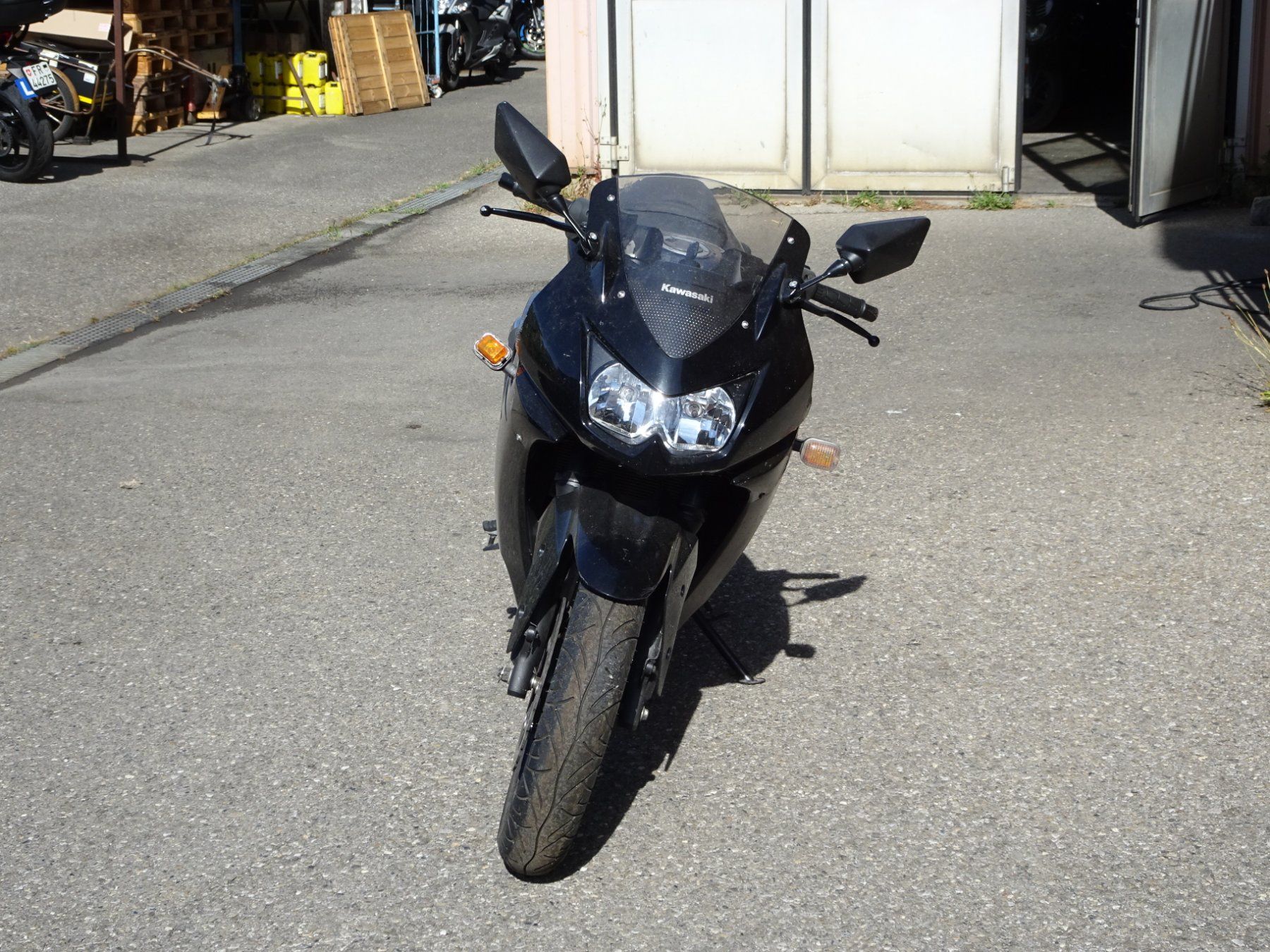 Kawasaki Strasse: Kawasaki Ninja 250 Noir – Defekt aus Sévaz von Liberty012 1