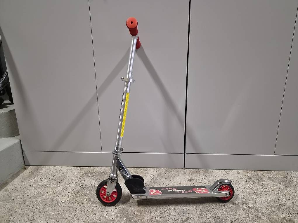 Kickboard: JD Bug Kickboards, Scooter, Trottinett – Usato da Russikon venduto da Geimi89 1