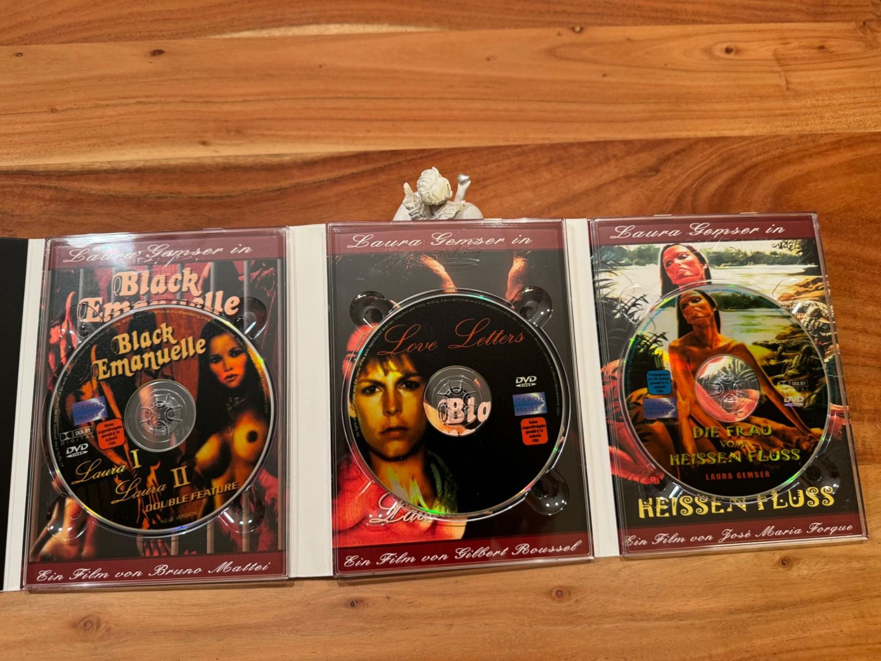 Tutti i DVDs: Black Emanuelle – Nuovo (secondo la descrizione) da Zug venduto da mida03 2