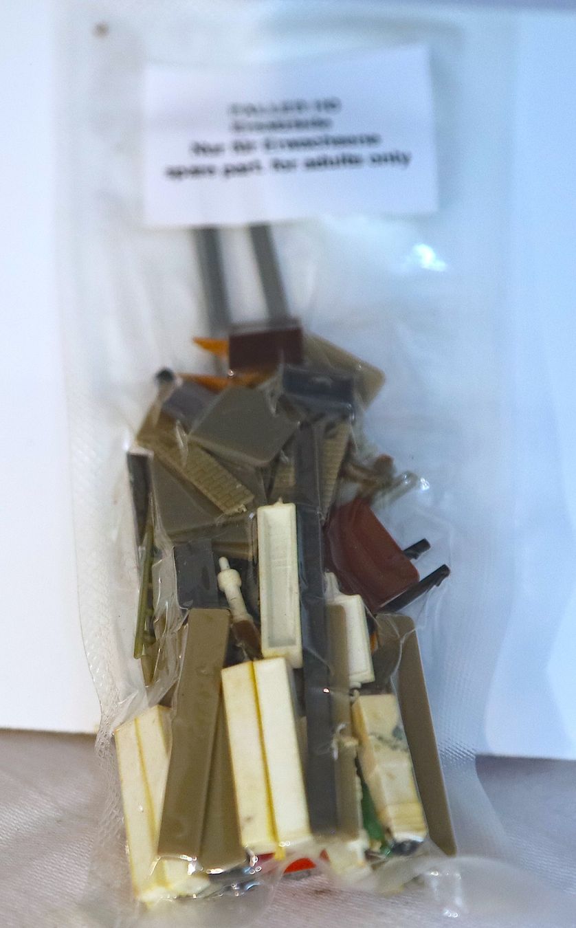 Märklin Modellini di ferrovie: FALLER ERSATZTEIL GARNITUR SPUR HO – Usato da Ipsach venduto da locky55