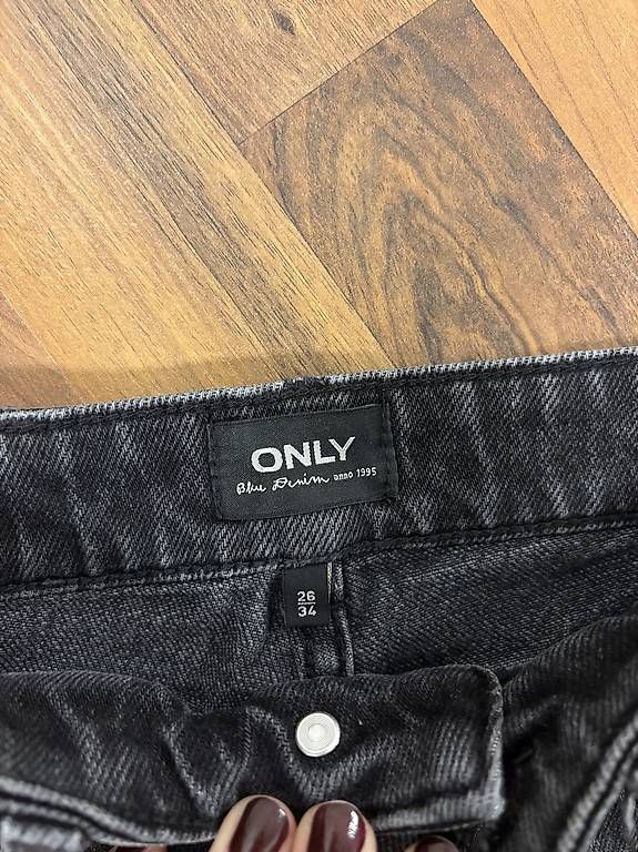 Jeans: Jeans dunkel ONLY Grösse 26/34 – Usato da St. Gallen venduto da mustang96 2