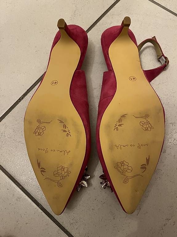 Scarpe da donna: Elegante Wildleder Pumps mit Steinbesatz Gr. 41 – Nuovo e nell'imballaggio originale da Chur venduto da Mity88 4