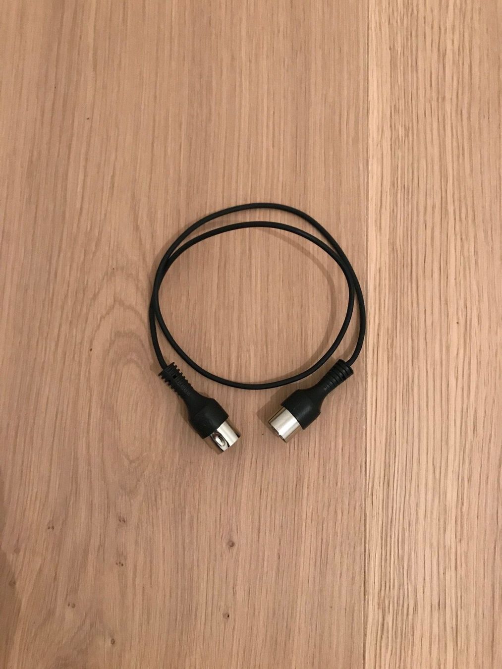 Bang & Olufsen Cavi: Bang & Olufsen Powerlink-Kabel 0.75m MK3 – Nuovo (secondo la descrizione) da Dornach venduto da manu10 2