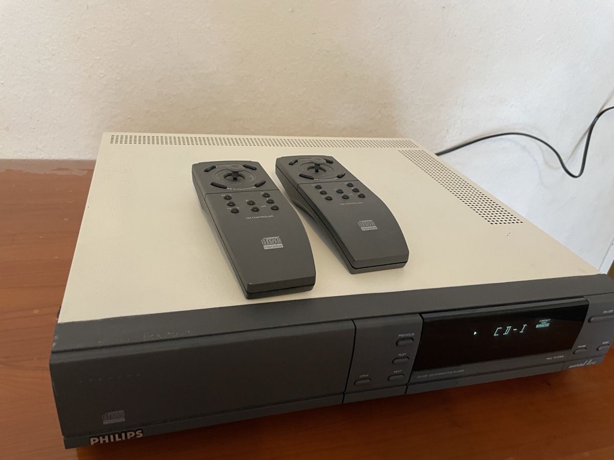 Philips Konsolen: Philips CD-i Player CD-220 interaktiver Player – Gebraucht aus Zürich von semi16 4