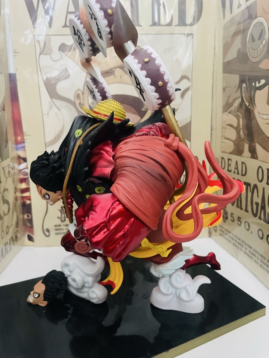 Figurines: Figurine Monkey D. Luffy gear 4 One Piece – Neuf avec emballage d'origine à Nyon par FigurineBoy88 1