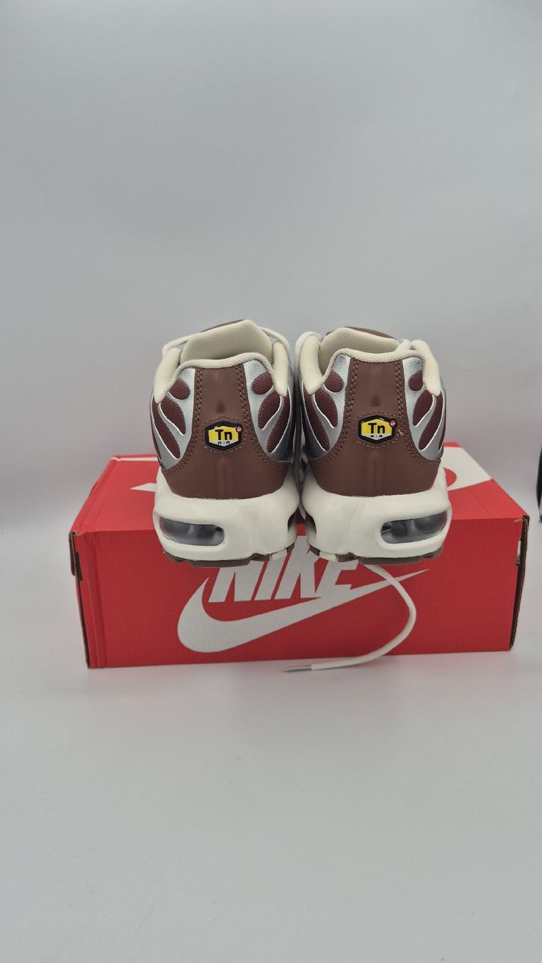 Nike Scarpe da uomo: Nike Air Max Plus Grösse 44 neu – Nuovo e nell'imballaggio originale da Nürensdorf venduto da kar_r6tc 1