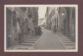LUGANO - Via della Cattedrale - Gente