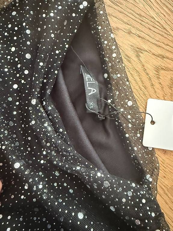 Robes: Kleid mit Glitzer Gr. XS – Neuf avec emballage d'origine à Dintikon par fatma01 2