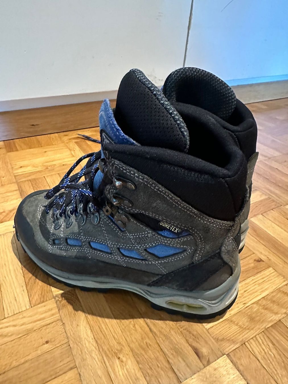 Meindl Scarpe da uomo: Wanderschuhe von Meindl ca. Gr. 36 – Usato da Winkel venduto da Tatanof 1