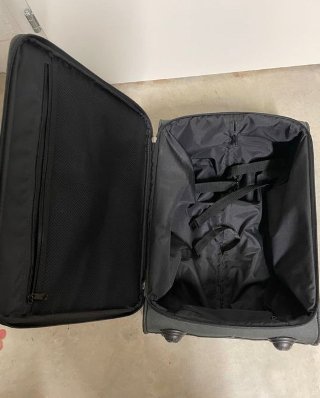 Valigie: Motion Trolley Reisekoffer schwarz, gebraucht – Usato da Stäfa venduto da krp54 2
