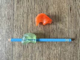 Ergonomische Stiftaufsätze für Kinder - 2 Stück