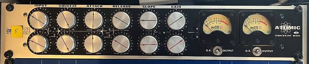 Kompressoren: inner tube audio - Dual Atomic Squeezebox – Gebraucht aus Zürich von Besije