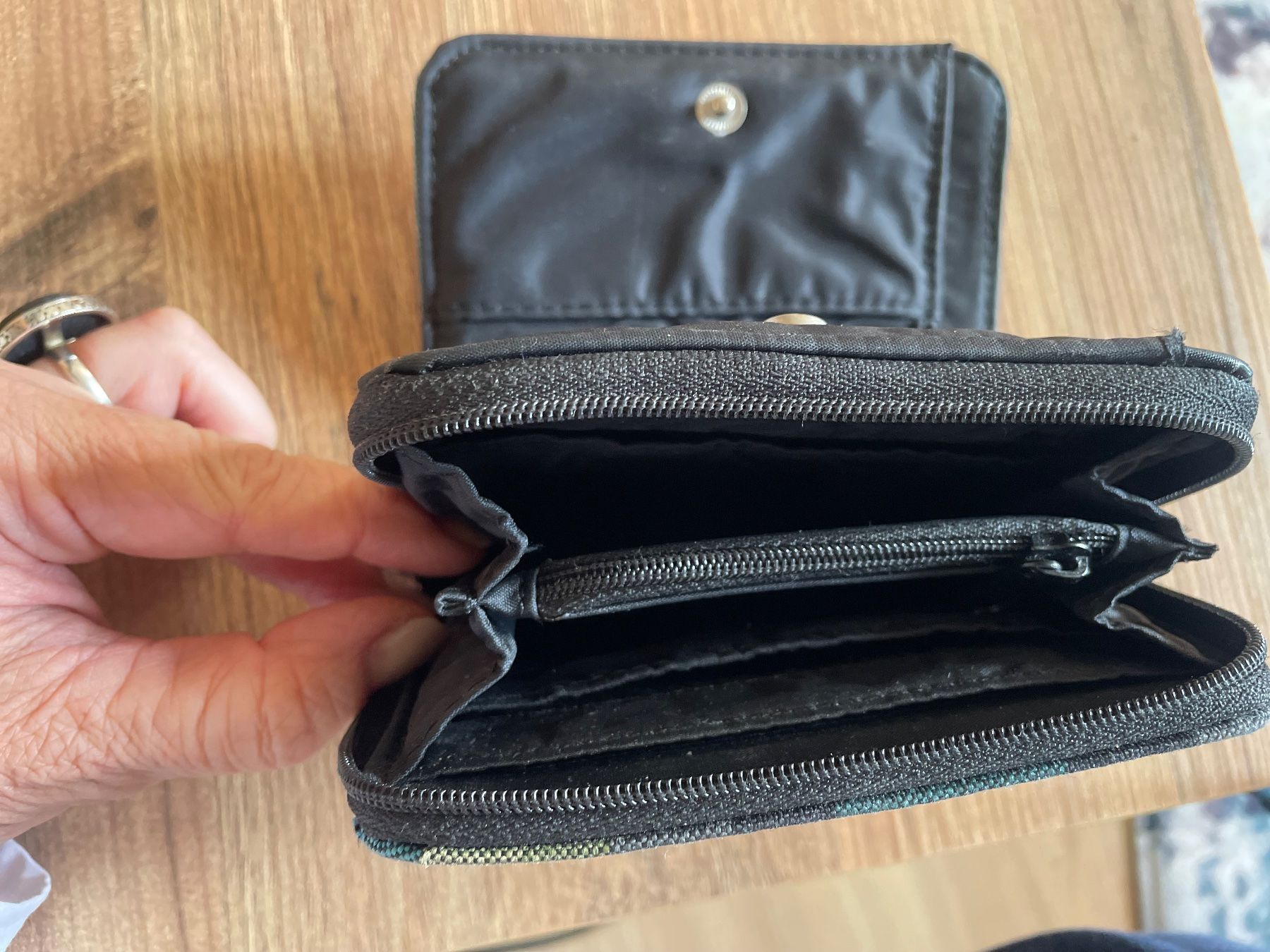 Dakine Portafogli: Porte-monnaie Dakine – Usato da Vollèges venduto da kat_fz2v 2