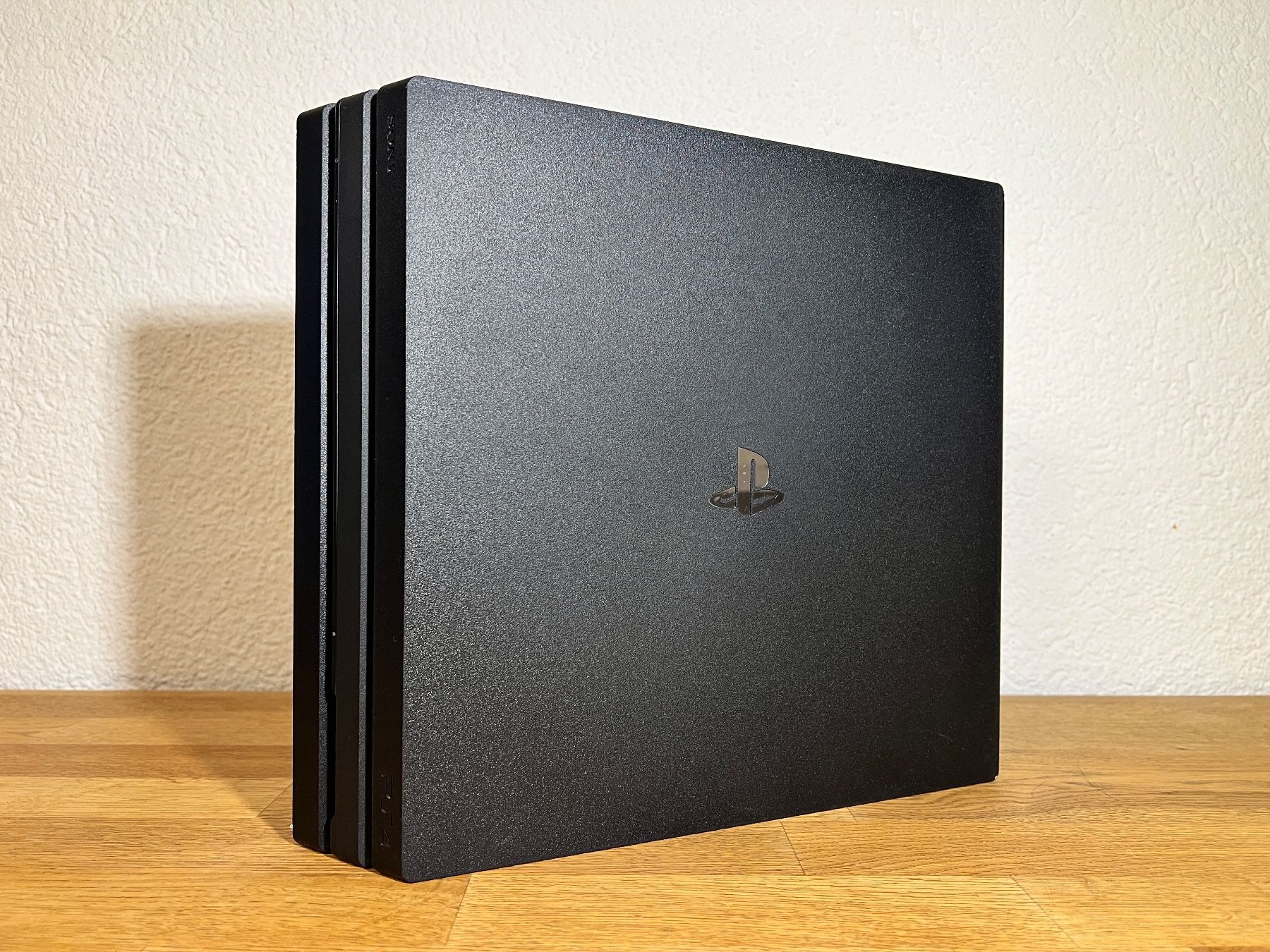 Sony Konsolen: Playstation 4 Pro 1TB – Gebraucht aus Bremgarten b. Bern von Zwiebelbr0t 1