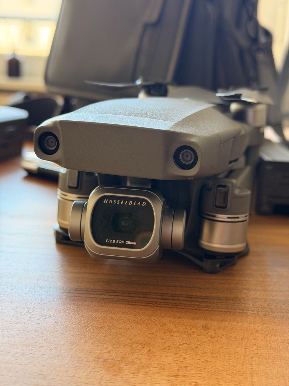DJI Modellismo RC: DJI Mavic 2 Pro Hasselblad Lens Drohne Fly More Bundle – Usato da Zürich venduto da MitchFreuti 2