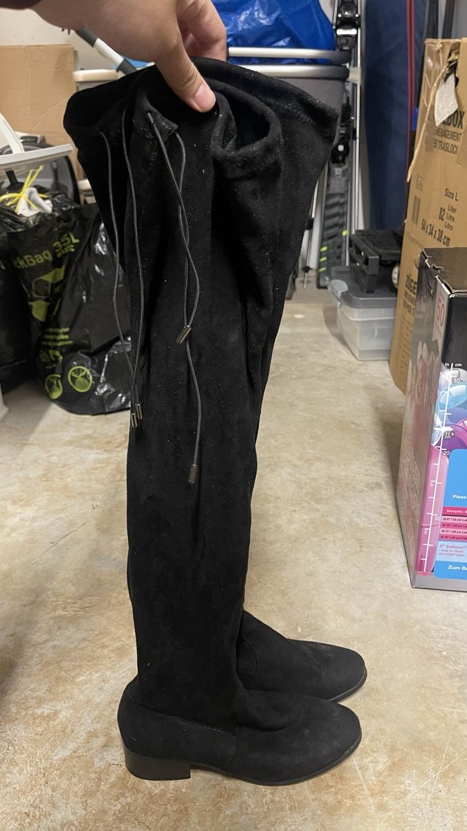 Scarpe da donna: Overknee Stiefel - Gr. 38 – Usato da Neuhausen am Rheinfall venduto da nifi.plants