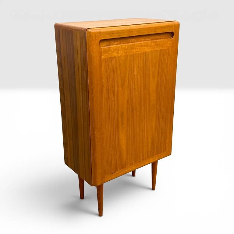 Kommoden: Mid Century teak Highboard by DYRLUND – Gebraucht aus basel von vintory.ch 2