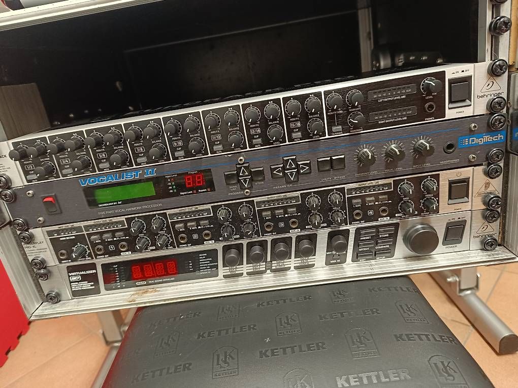 Platines de mixage: Vendo unità rack e mixer 14 canali – D'occasion à Pregassona par Fabri70 3