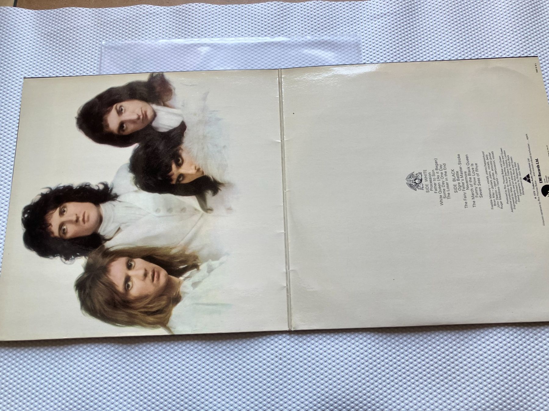 Dischi in vinile: Queen – Usato da Aarwangen venduto da Jukebox3 3