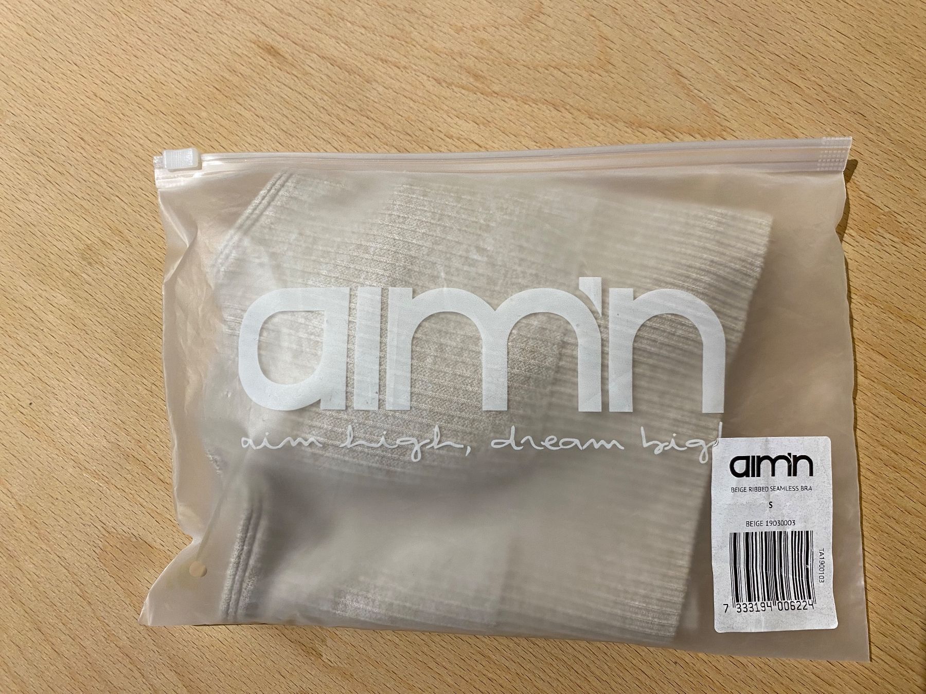 Top: Aimn beige ribbed seamless bra – Nuovo e nell'imballaggio originale da Zürich venduto da pran123 2