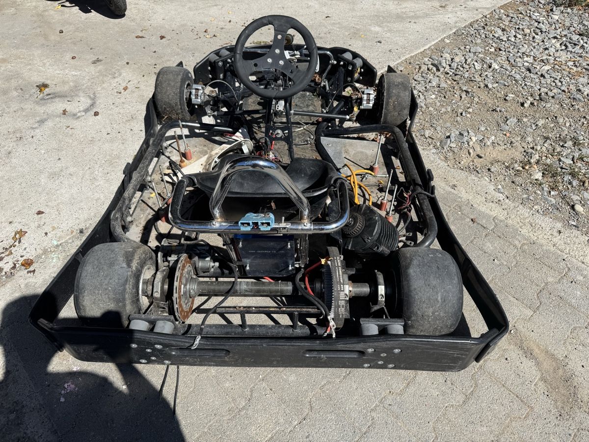 Karts: Gokart "autobau" weiss, unrestauriert – Défectueux à Aristau par bro_k98s 2