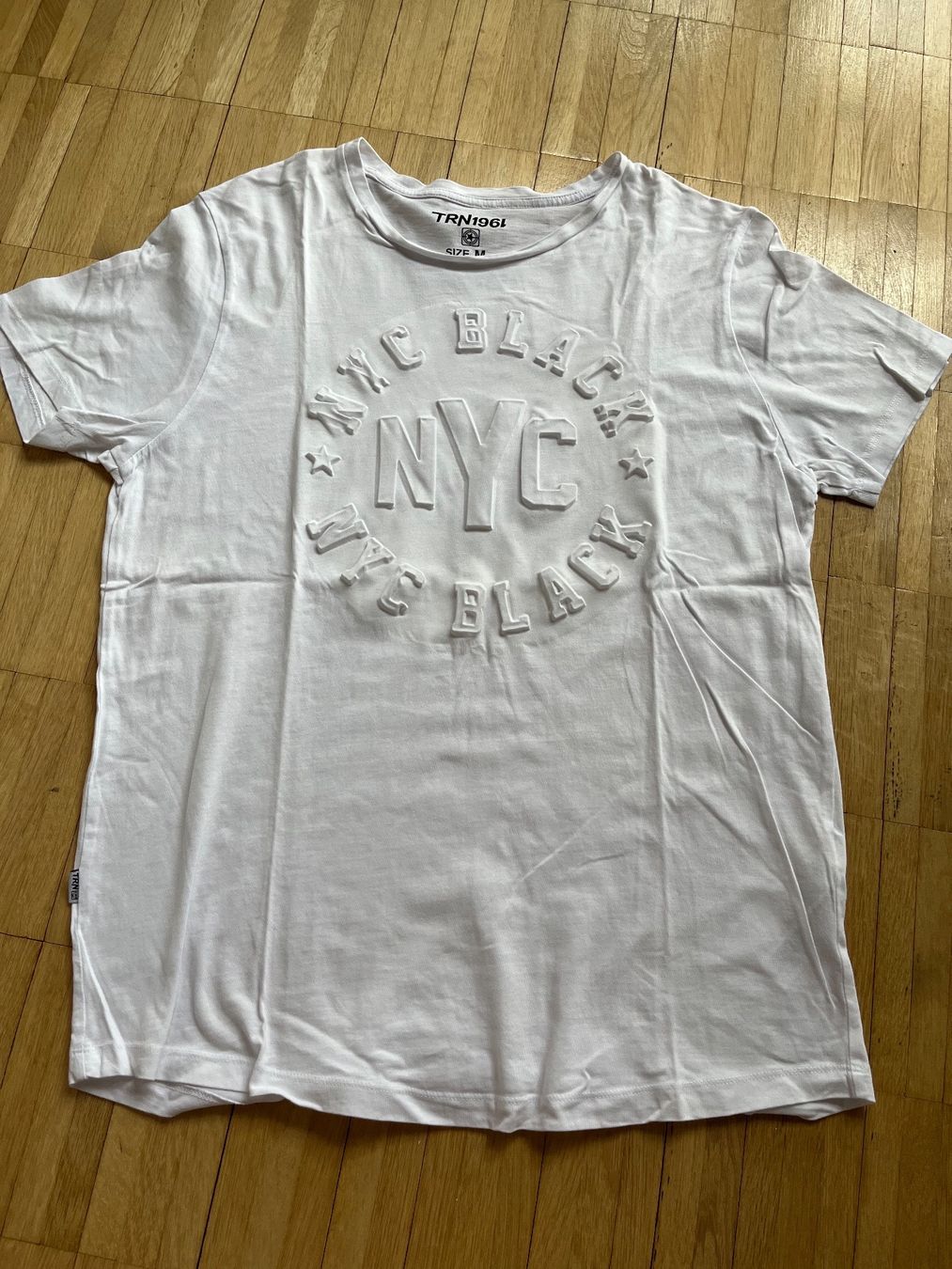 T-Shirts: Leichtes Herrenshirt in weiss – Gebraucht aus Allschwil von dan_q8vl