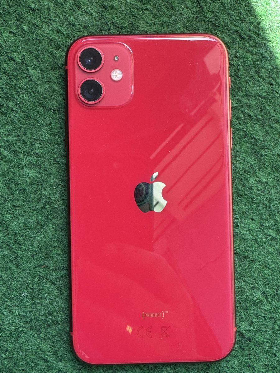 Apple Telefoni cellulari / Smartphones: iPhone 11 und Uhr Apple Watch – Usato da Gossau SG venduto da crno_mece