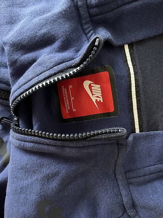 Lotti di vestiti: Hoodie Kapuzenpulli Paket – Usato da Schwaderloch venduto da menthe205 2