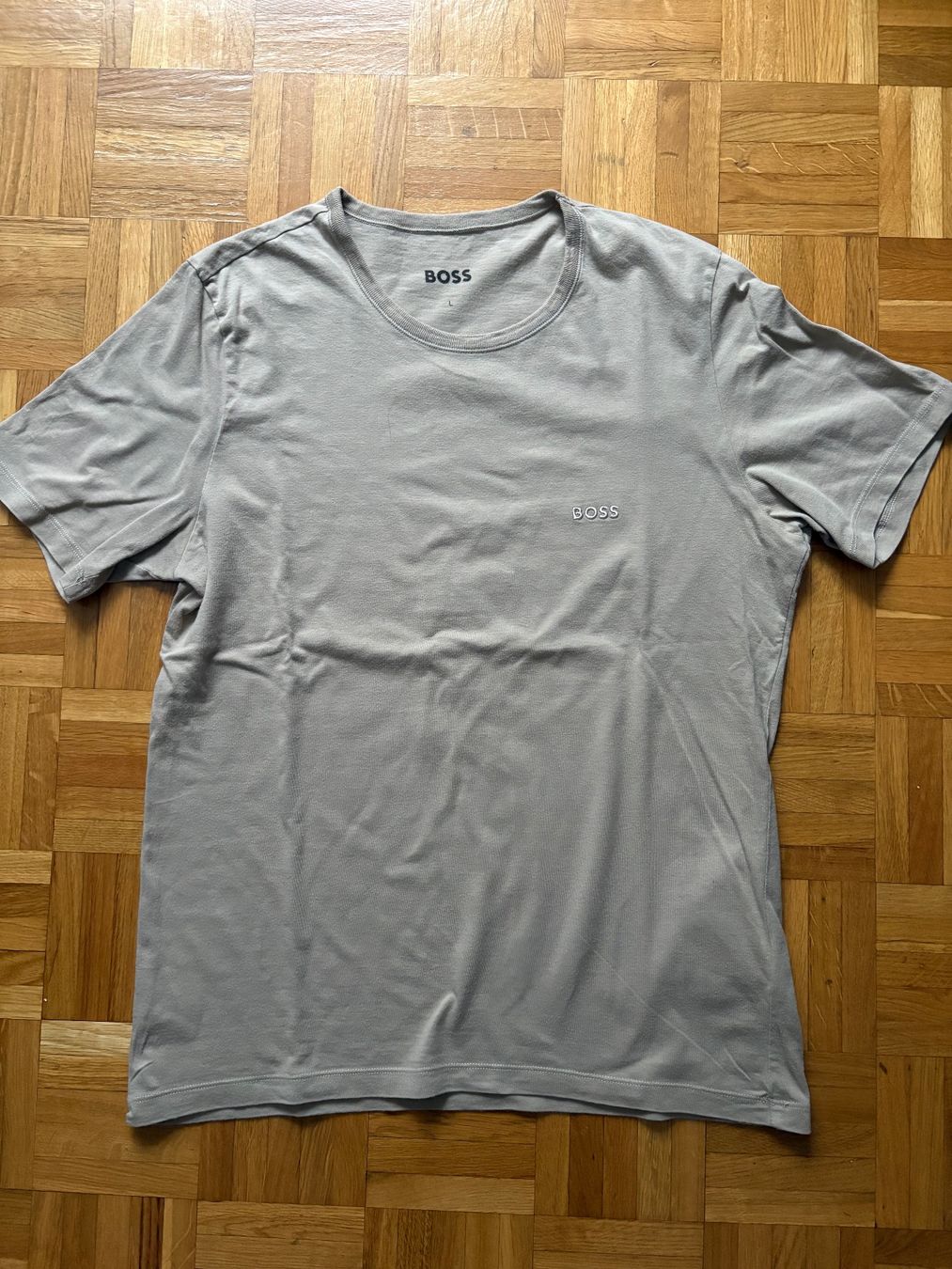 Hugo Boss T-shirt: BOSS T-shirt Gr.L – Usato da Genève venduto da sunandwind