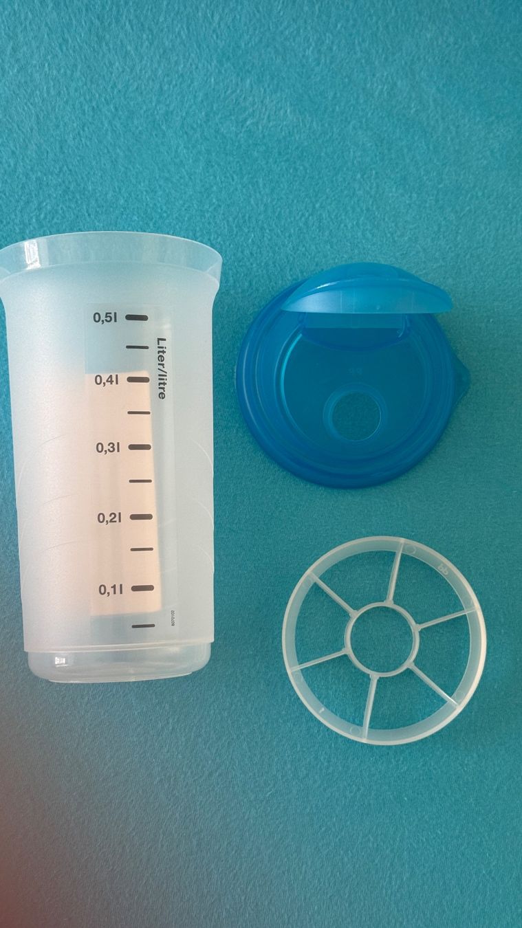 Migros Contenitori & Simili: Shaker 0,5 Liter NEU – Nuovo e nell'imballaggio originale da Basel venduto da Boelleli69