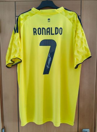 Cristiano Ronaldo - Al Nassr Home Trikot 2025/26 - Signiert